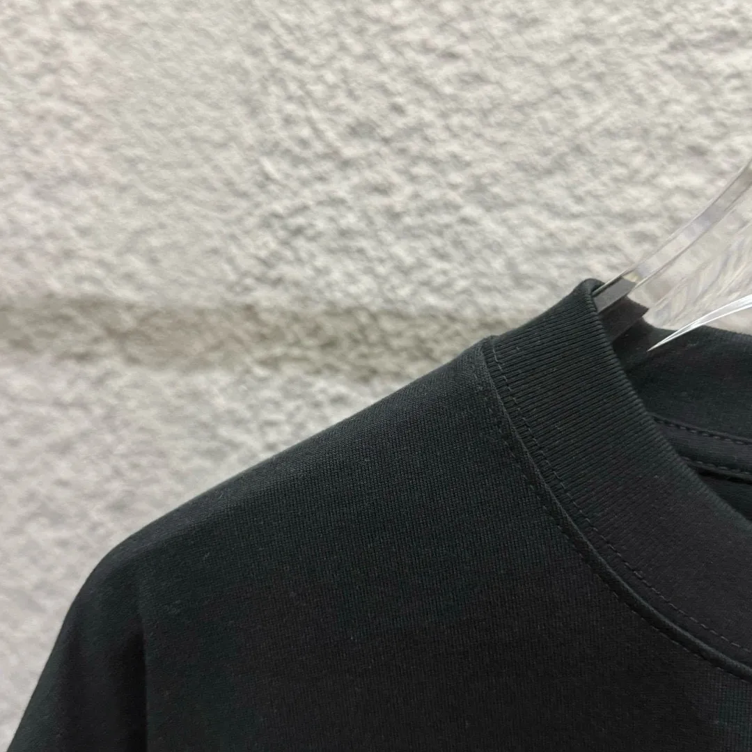 ARC'TERYX* *2025 New Arrival Classic logo T Same Style Size： S （90-130 ） M （120-150 ） L （140-165 ） XL （160-180 ） XXL （180 ） ：Black White